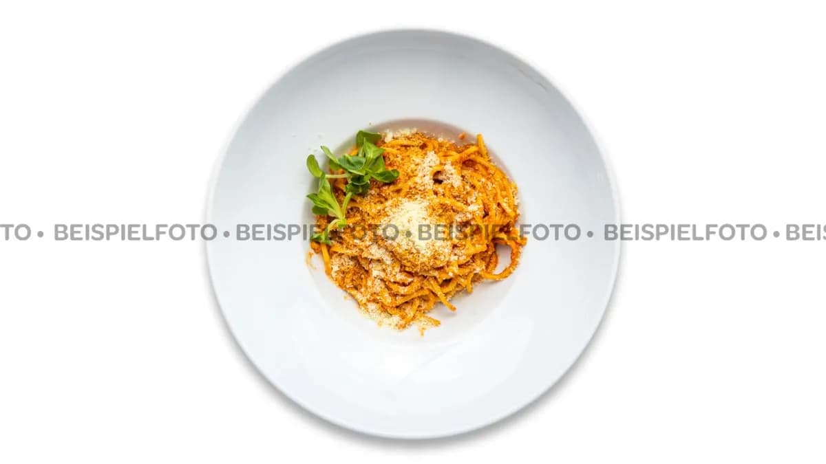 45. Spaghetti Bolognese