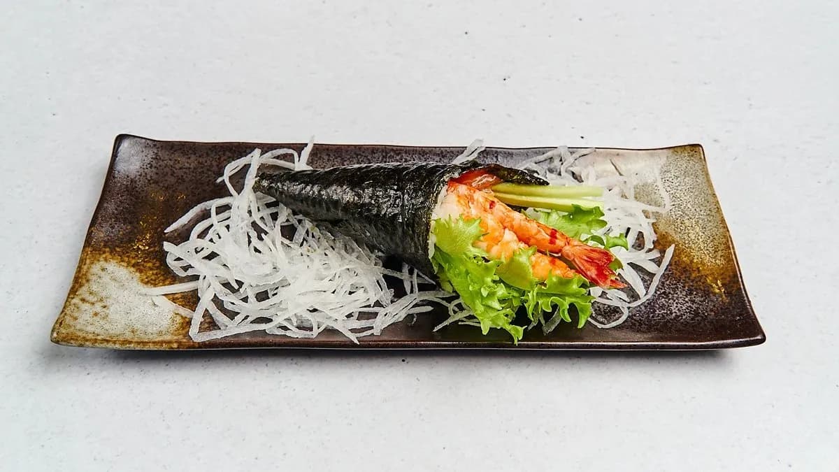 47. Ebi Temaki