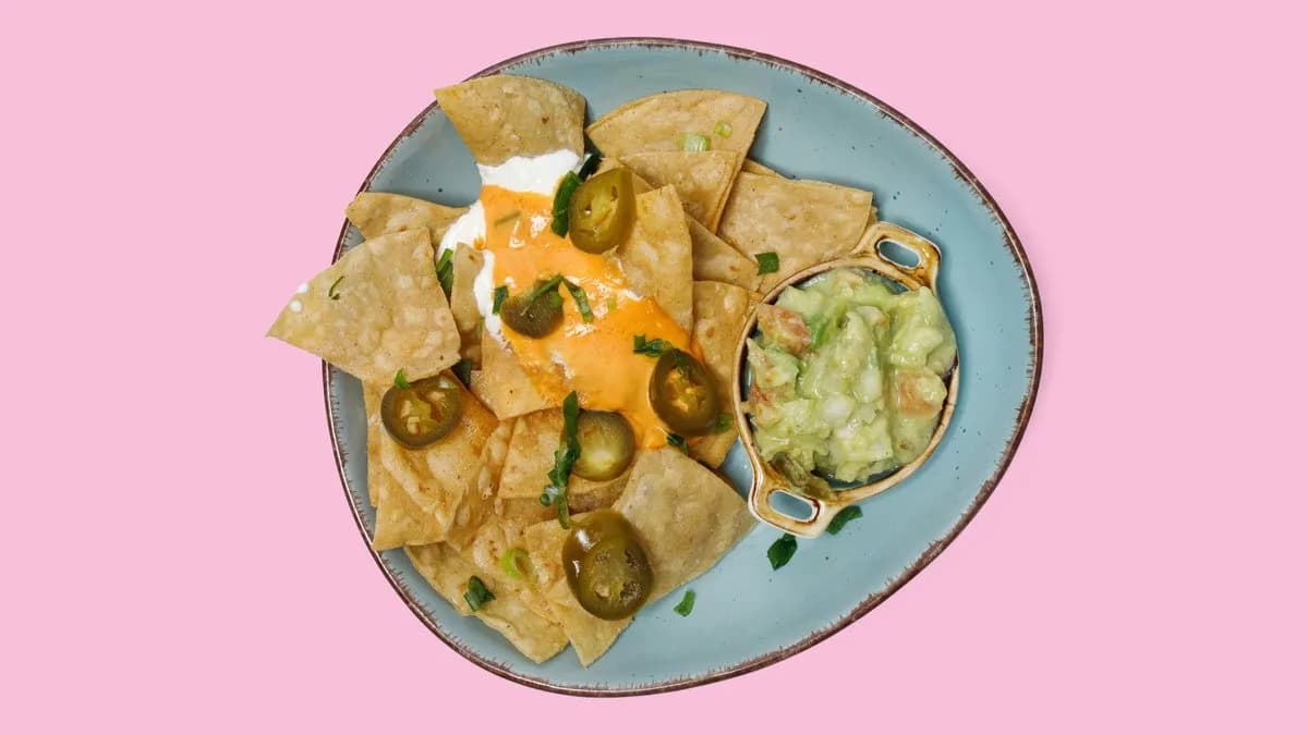 02. Nachos with Cheese and Guacamole