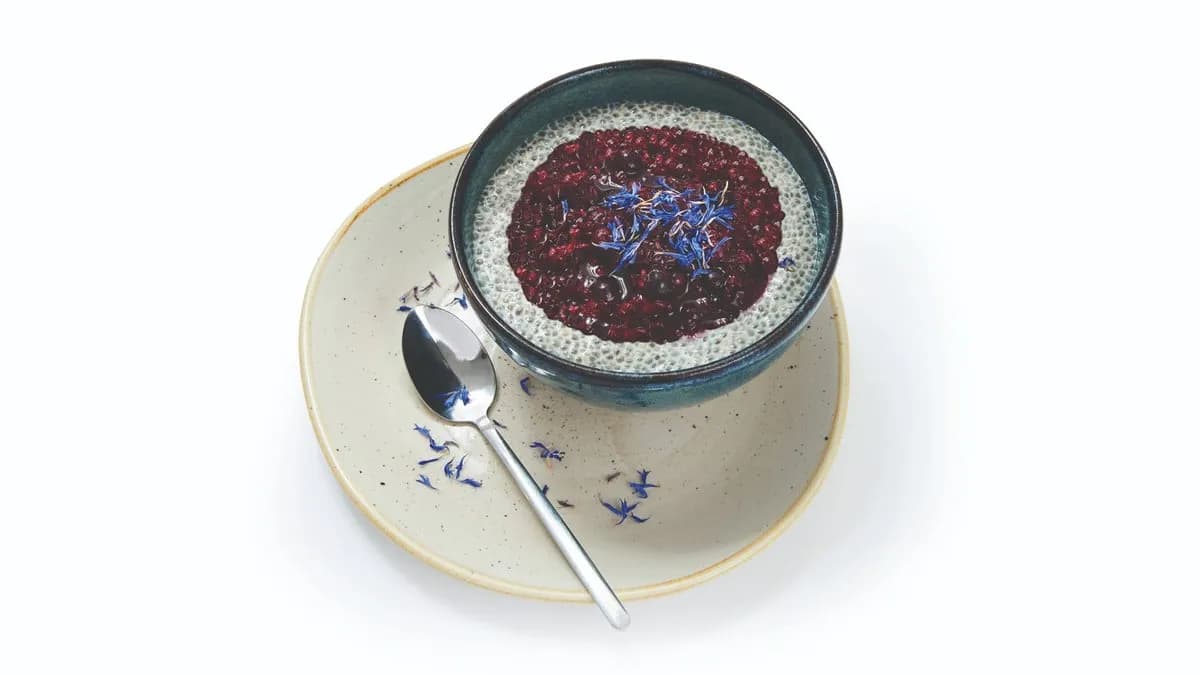 Beeren Chia Pudding