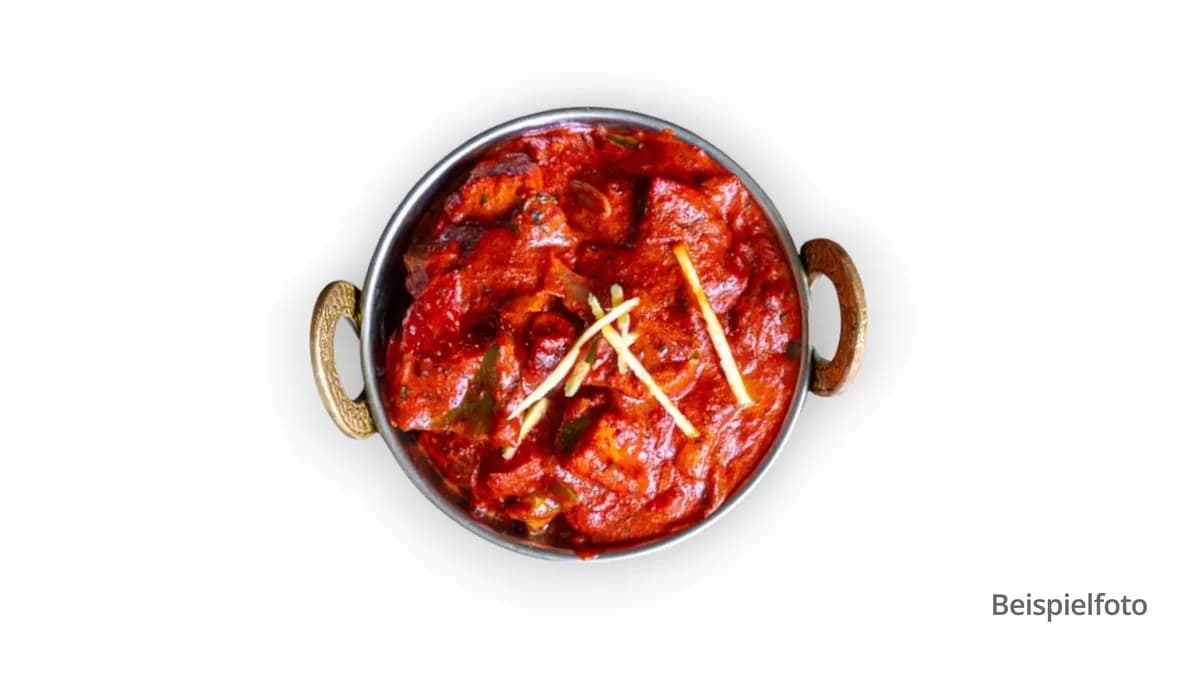76. Chicken Jalfrezi