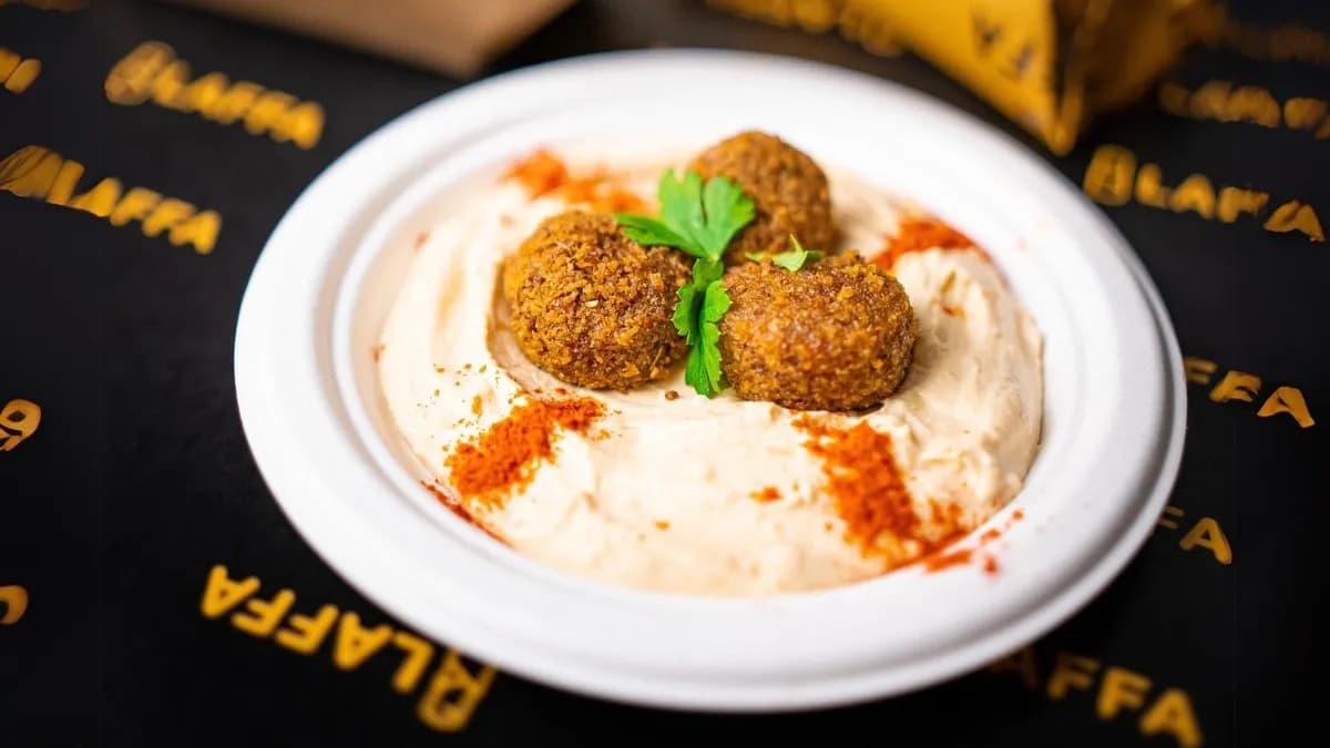 Hummusz Falafellel