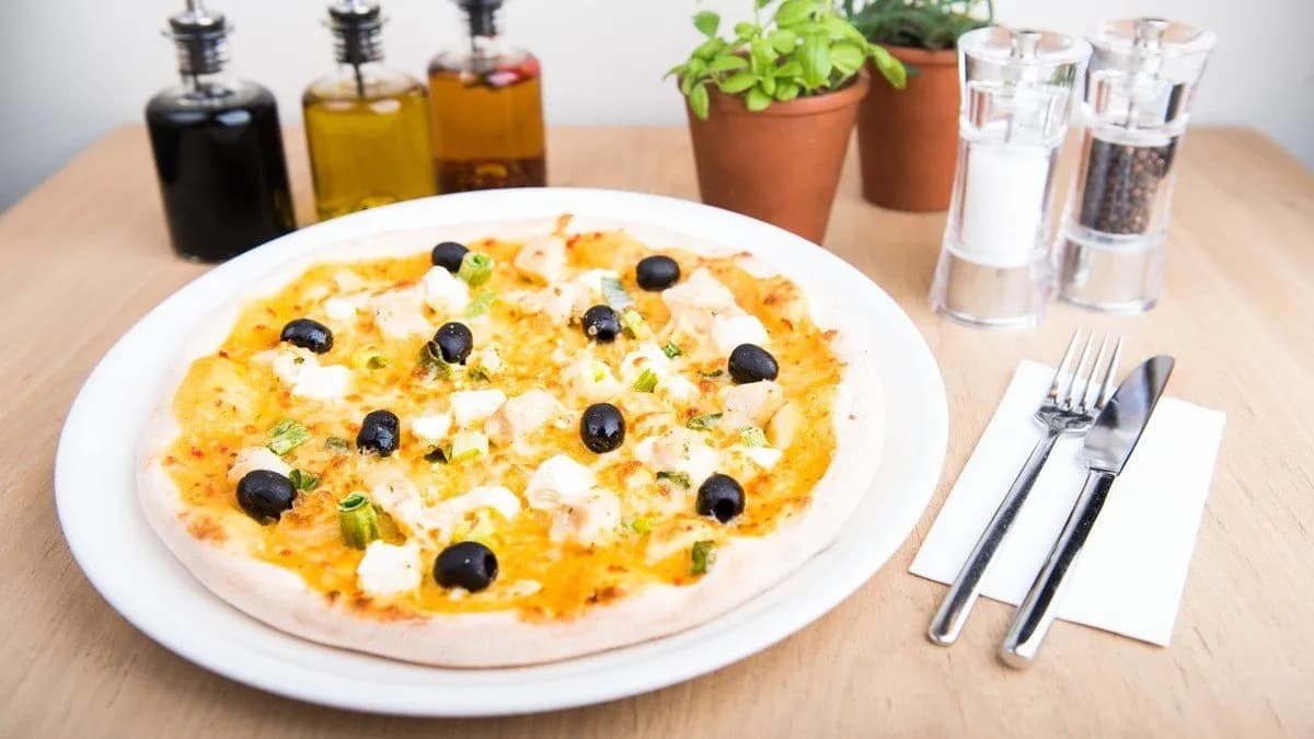 PIZZA BIANCA PICCANTE 30 cm