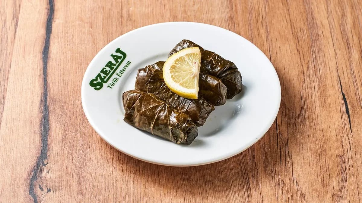 Töltött Szőlőlevél