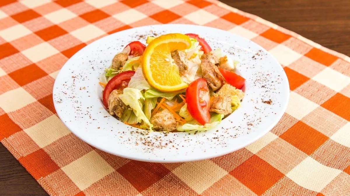 Cézár saláta csirkével