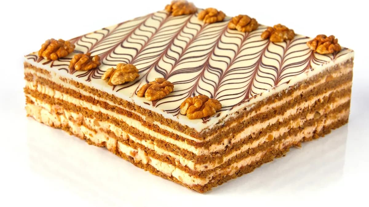 Eszterházy torta(48 órás előrendeléssel)