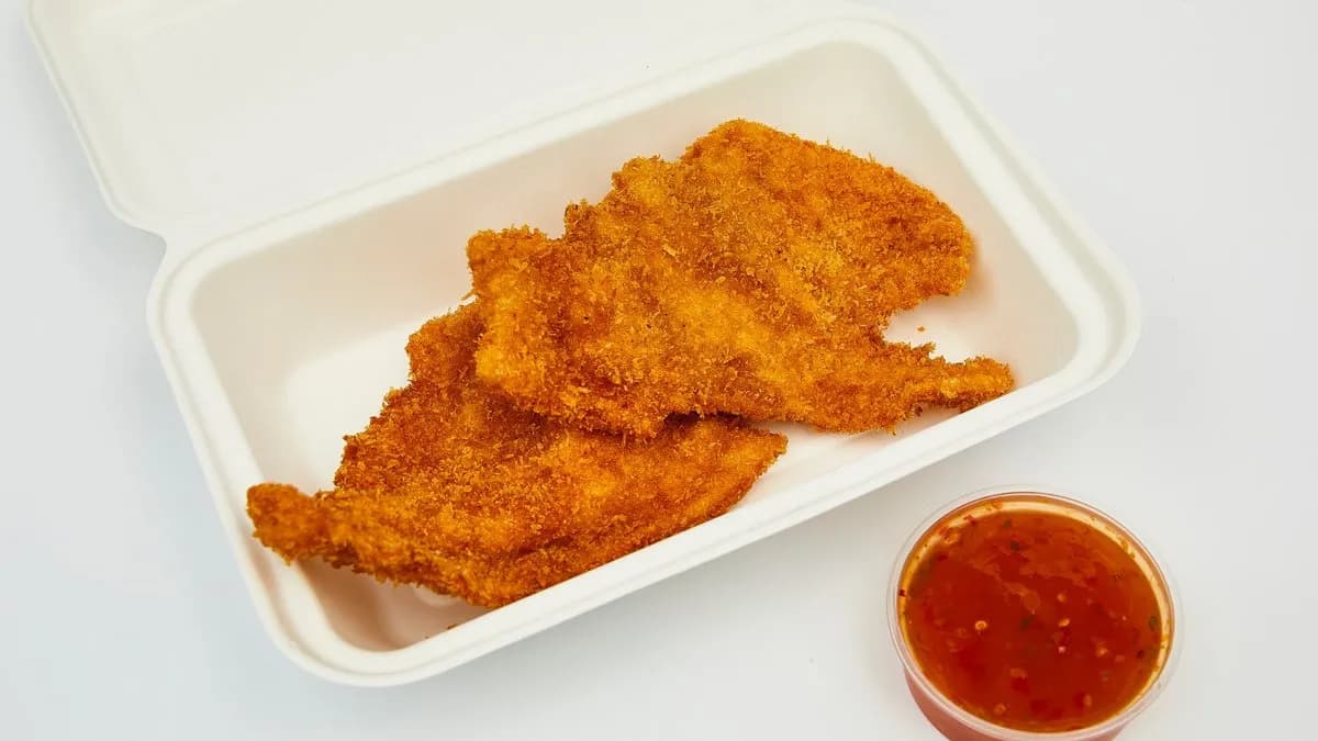 Panco morzsás csirkemell cayenne borssal, édes chili öntettel