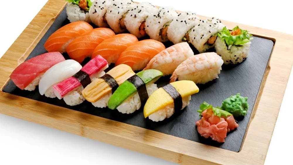 J23. Sushi mix L 20 db