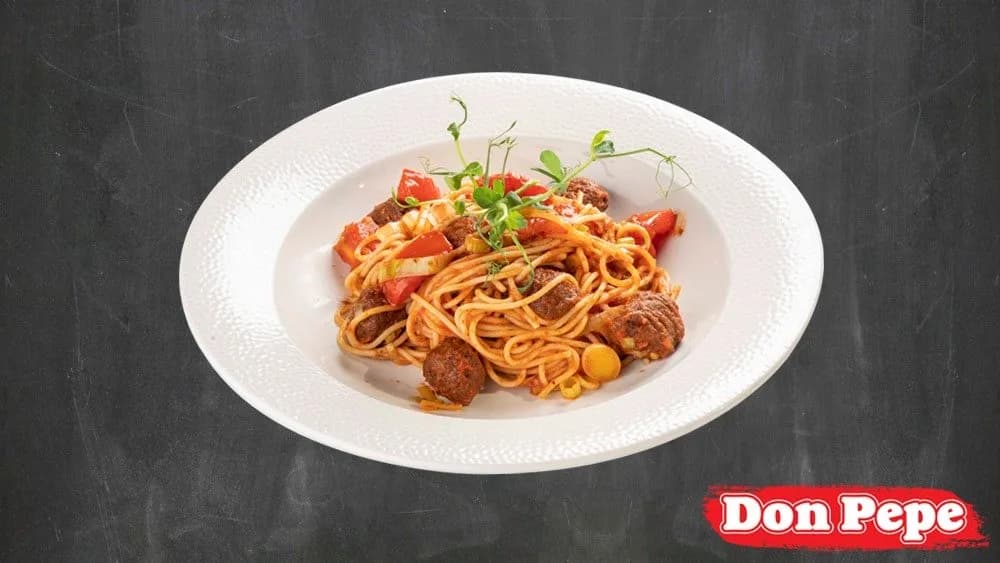 Húsgolyók paradicsomos spagettivel