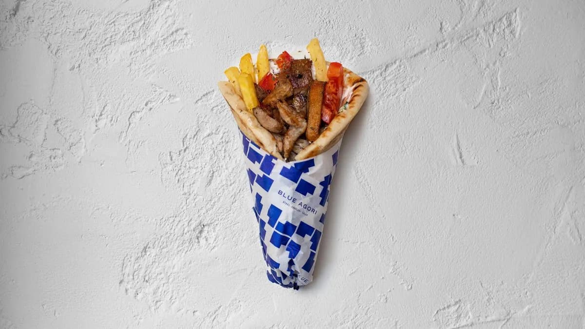 Gyros pita 🌯🐷 sertéshússal , szénsavmentes ásványvízzel