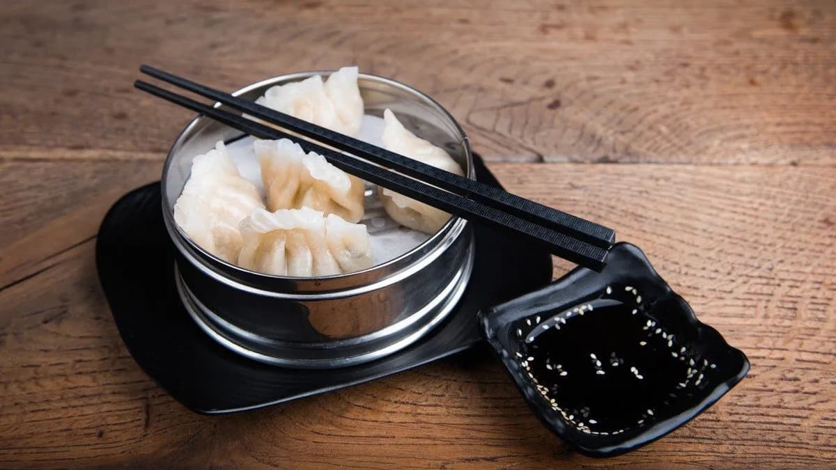 Steamed Shrimp Dim Sum with Vegetables C3