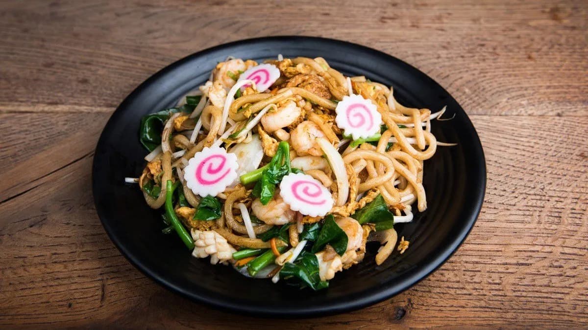 Fried Udon with 4 Options for Topping B14