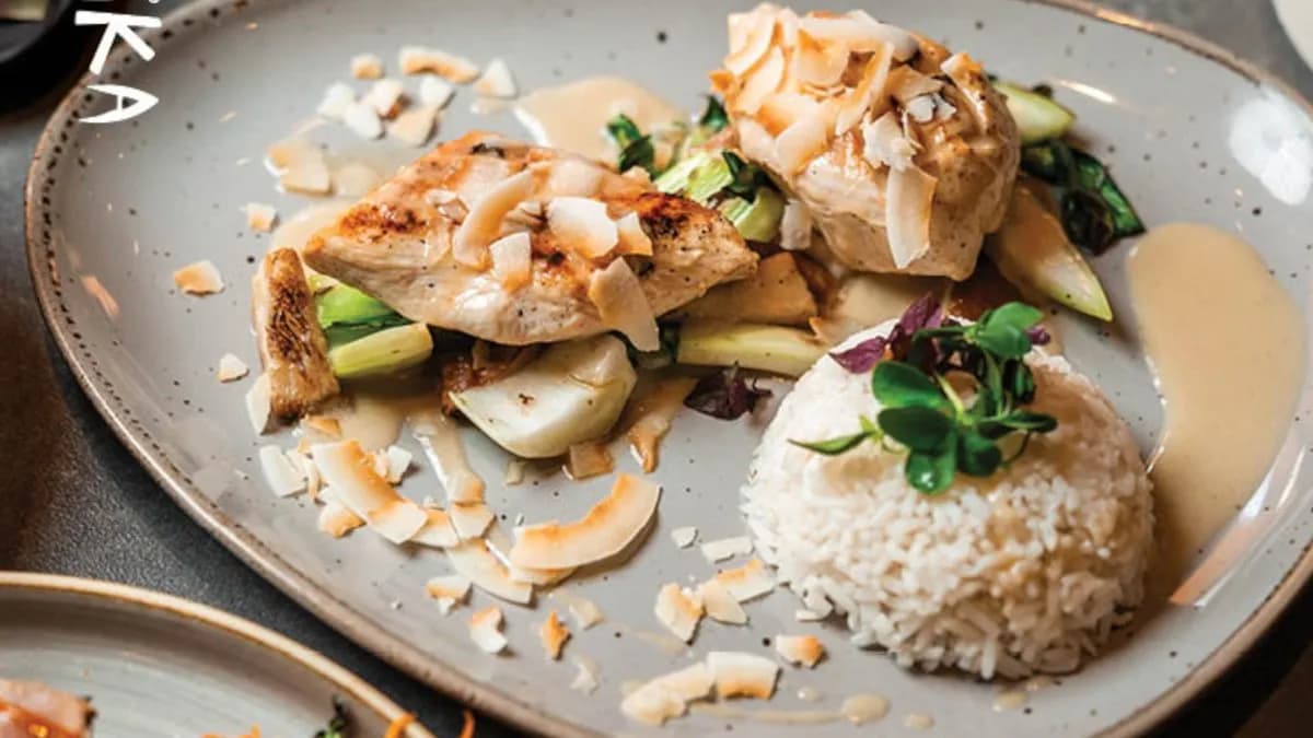 KÓKUSZOS CSIRKEMELL