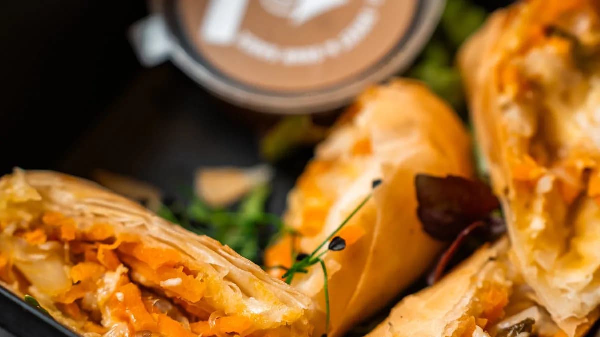 SAJTOS-ZÖLDSÉGES TAVASZI TEKERCS