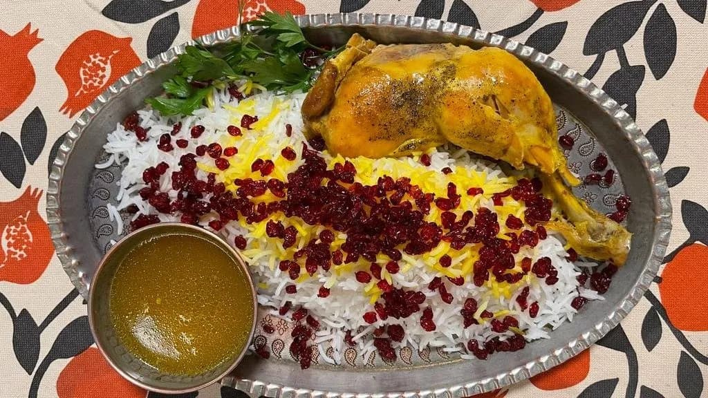 Zereshk polo ba morgh