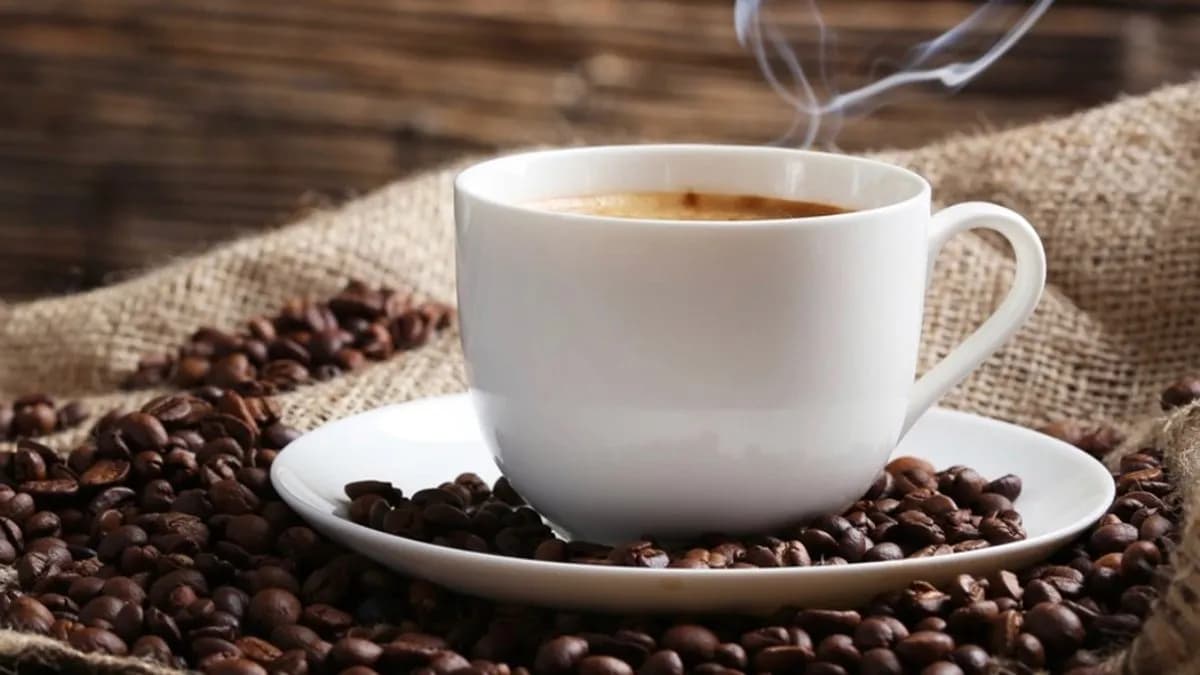 Vietnami fekete Trung Nguyen kávé (cafe den nong)