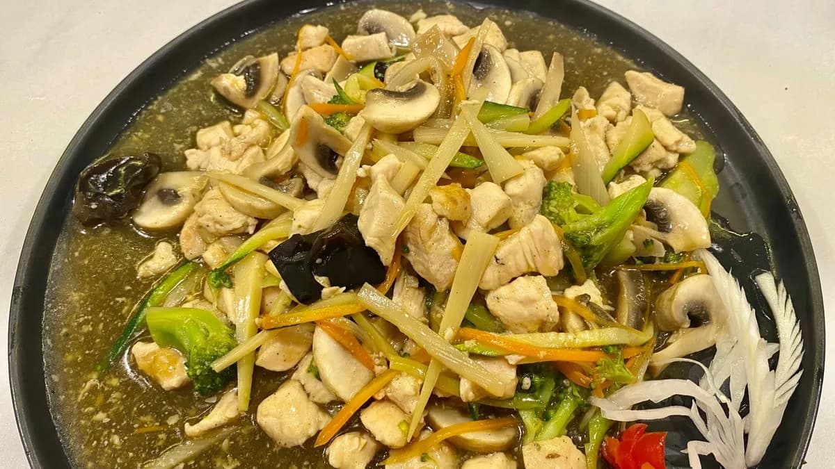 H4 Mushroom chicken with rice