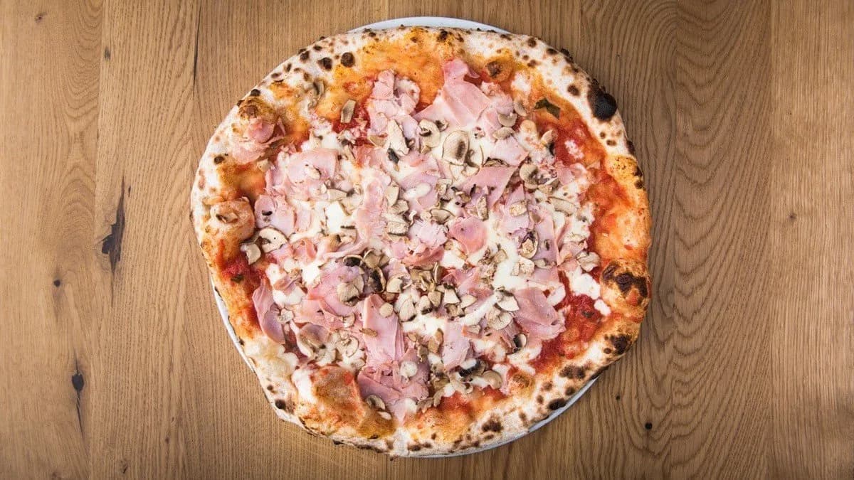 Prosciutto e Funghi
