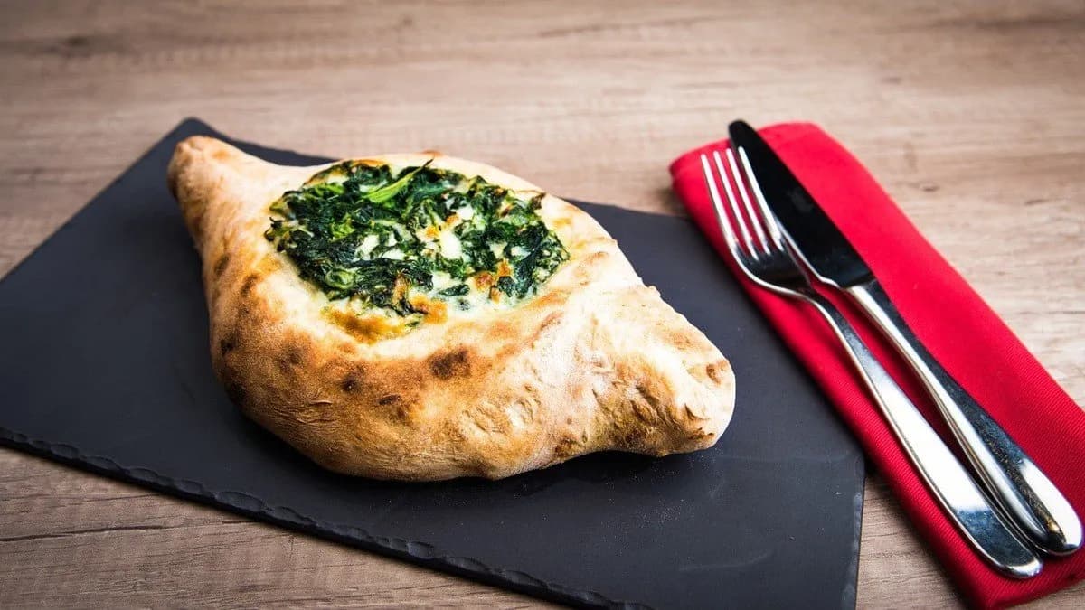 ACHARULI Spenótos - Sajtos