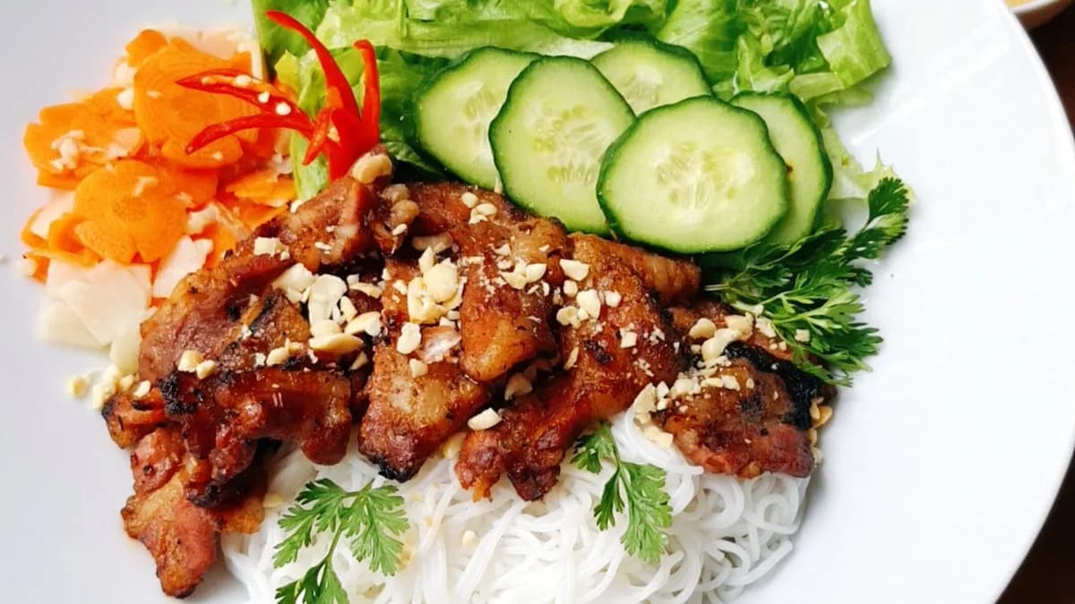 Bún thịt nướng