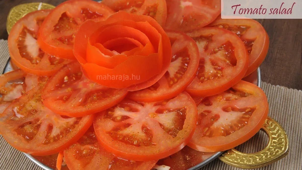 Paradicsom saláta
