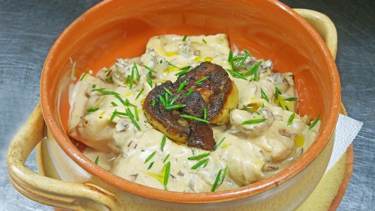 * Tortelloni di Carne alla Rossini