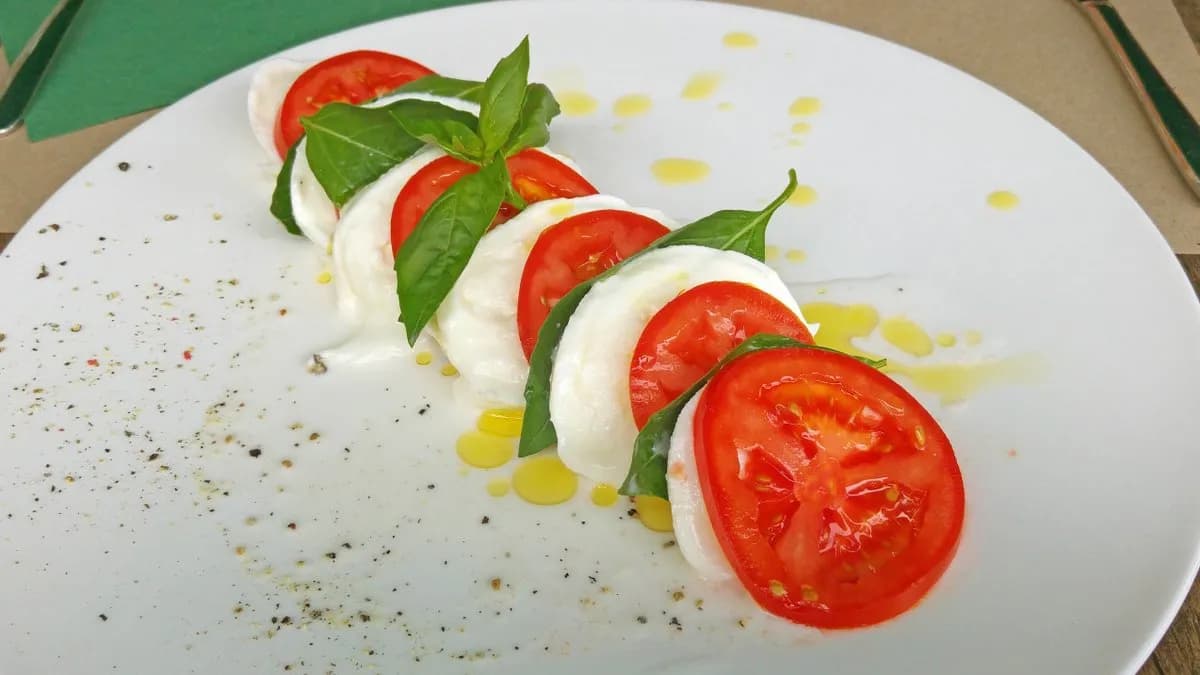 * Caprese di Bufala