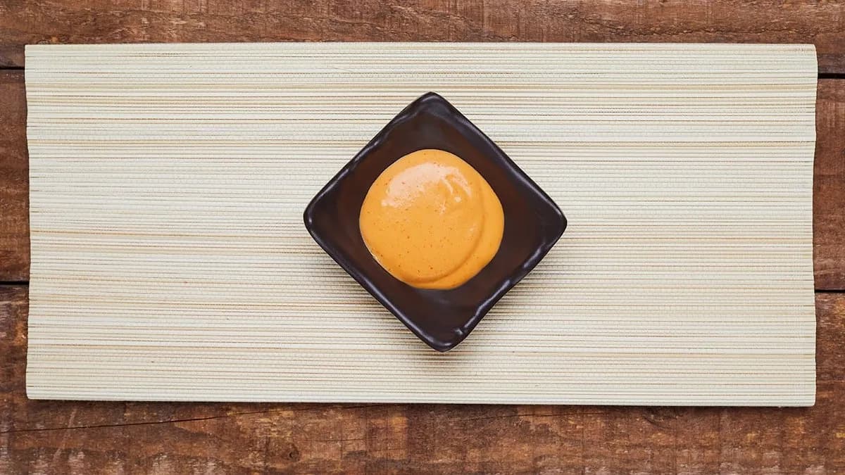 Spicy mayo side sauce