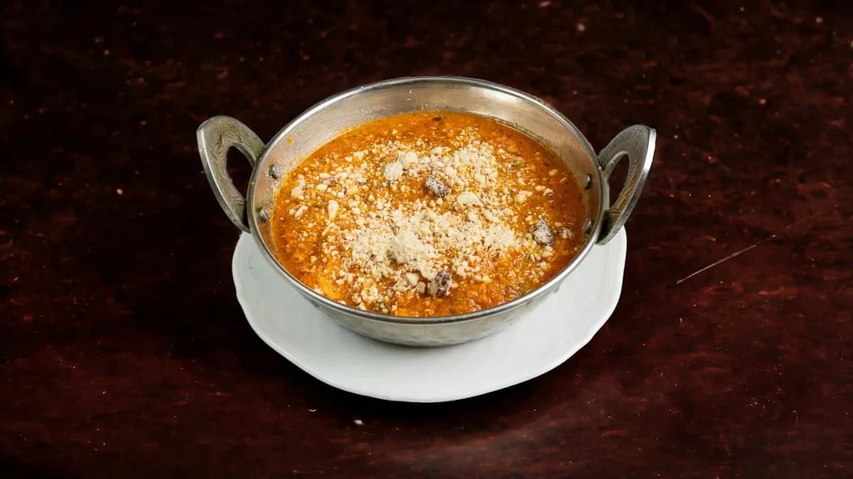 95. Badam Pasanda Chicken