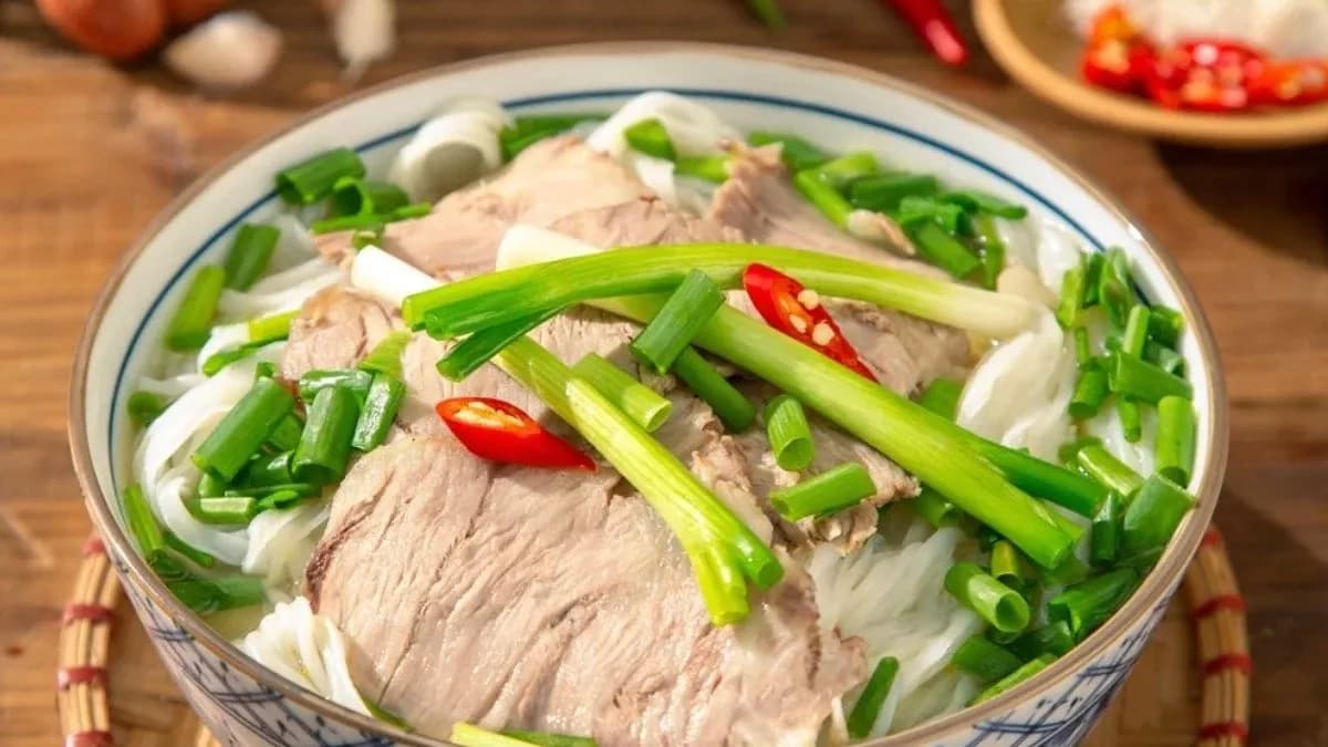 10C. Pho Chicken/ Pho Csirke