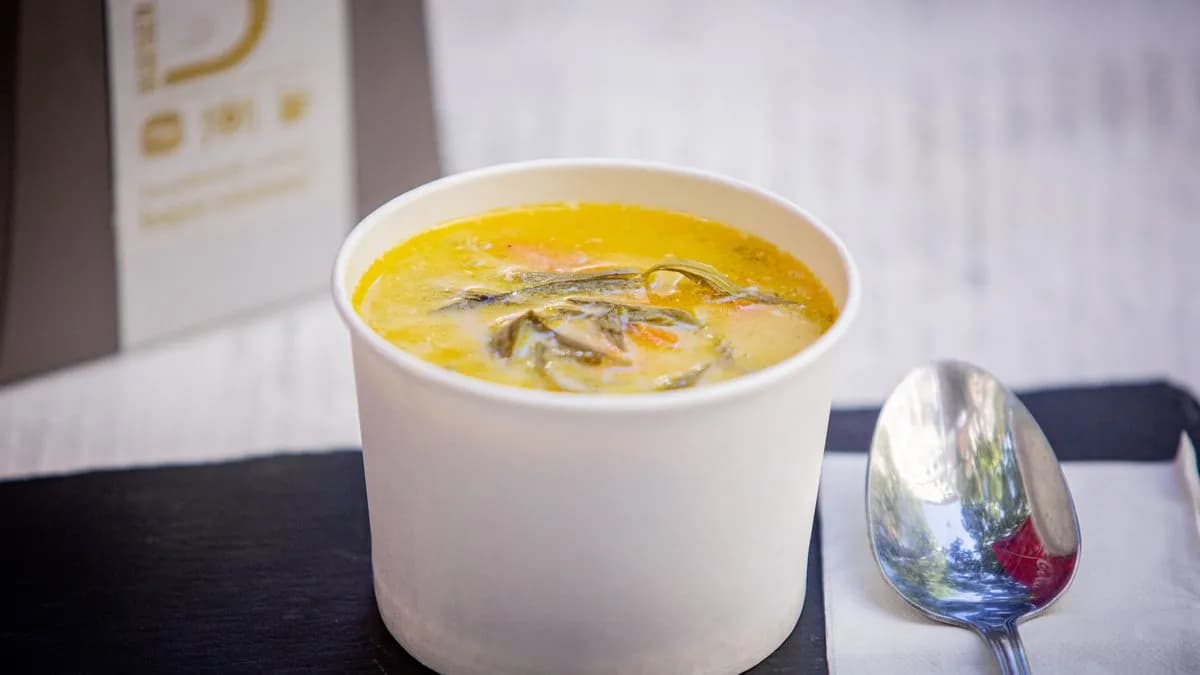 Tárkonyos csirkeraguleves