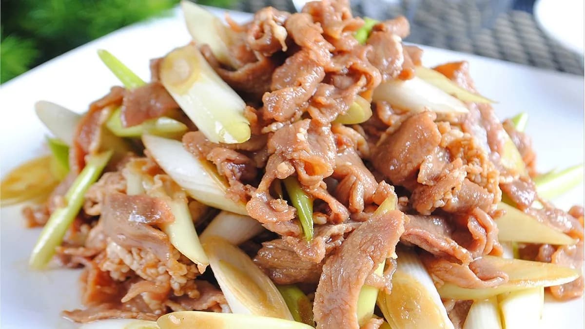 D36 Sült bárány szeletek hagymával