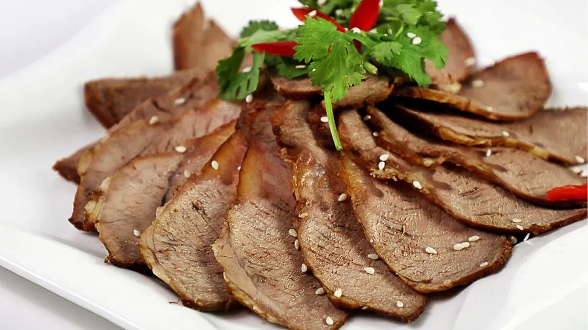 A15. Csípős marha saláta