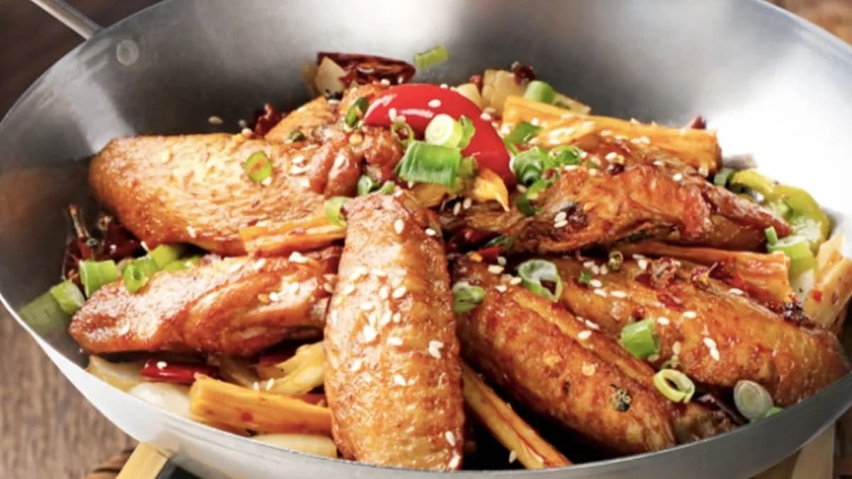 D32 Griddle Chicken Wings