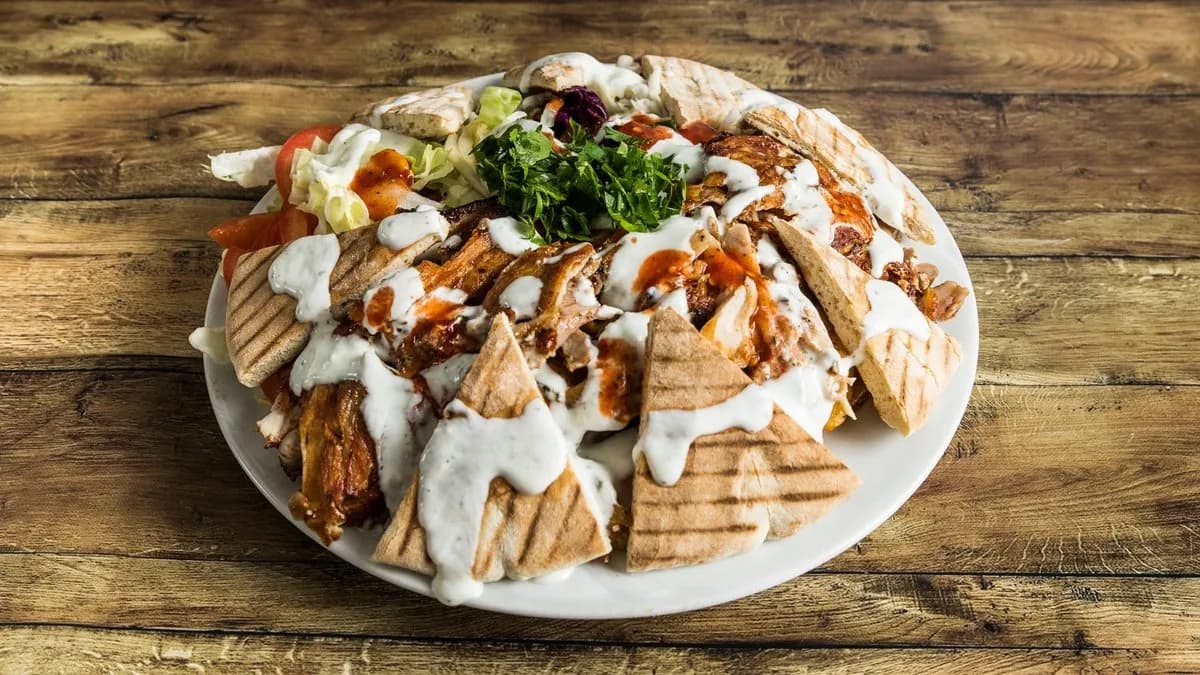 Nagy gyros tál csirkéből