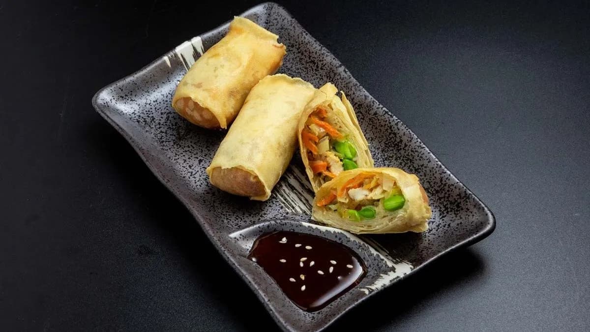 Tavaszi tekercs bbq öntettel