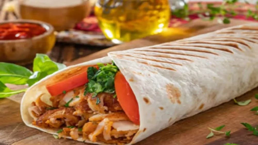 Gyros pitában közepes (28cm)