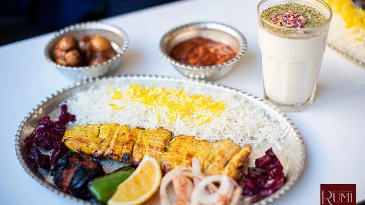 Chelow Joojeh Kebab جوجه کباب