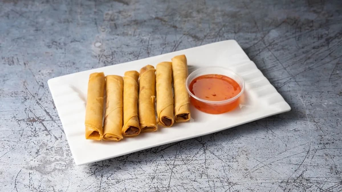 Sült tavaszi tekercs csirkés (5db)