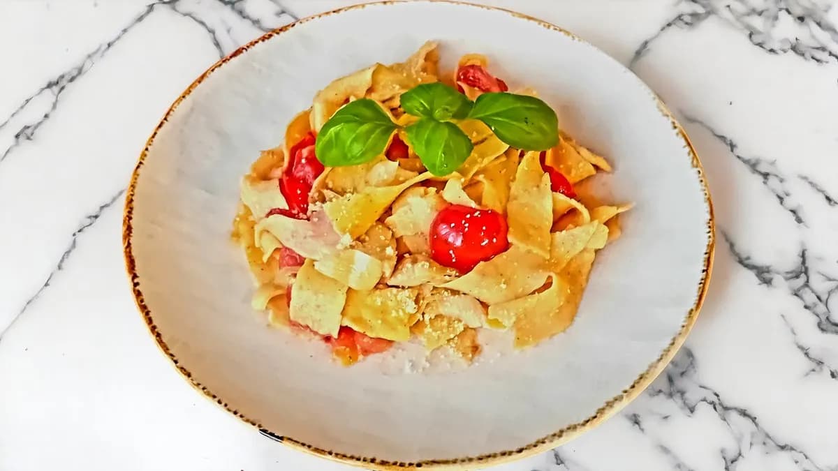 Paradicsomos articsókás tagliatelle