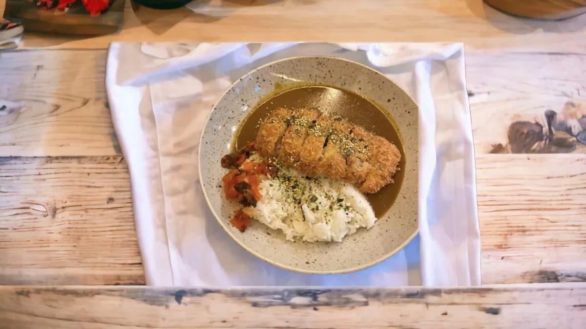 Curry sertéskaraj rizs /Curry pork chop rice