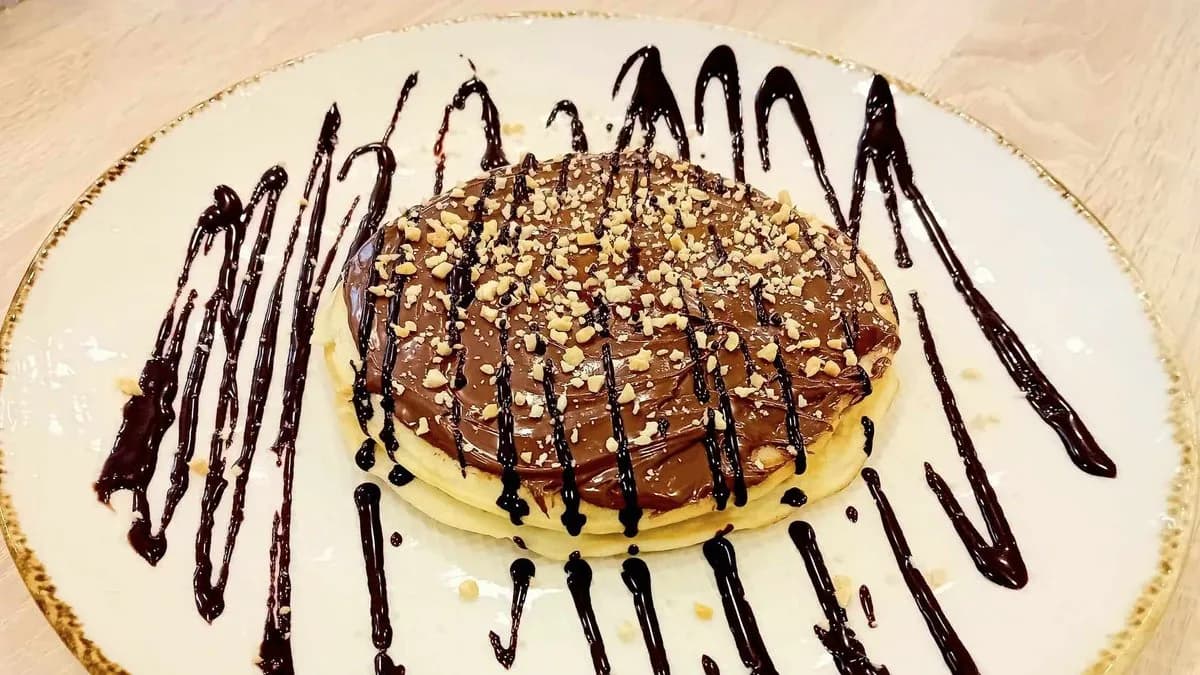 Nutellás mogyoróvajas amerikai palacsinta