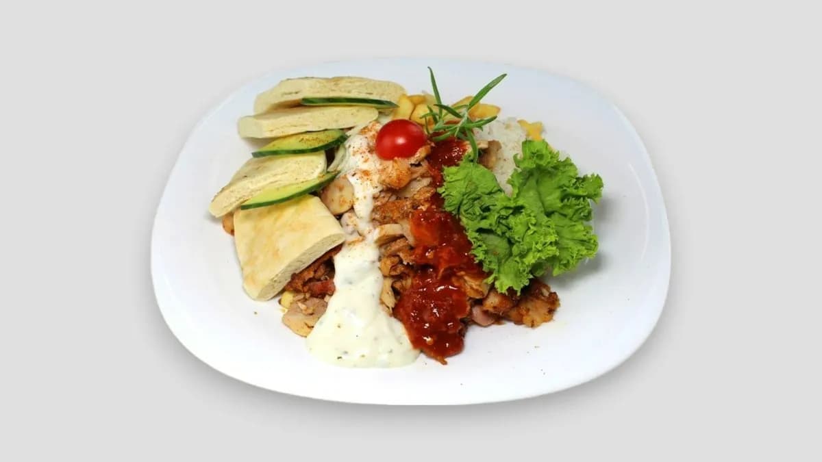 Gyros tál vegyes körettel