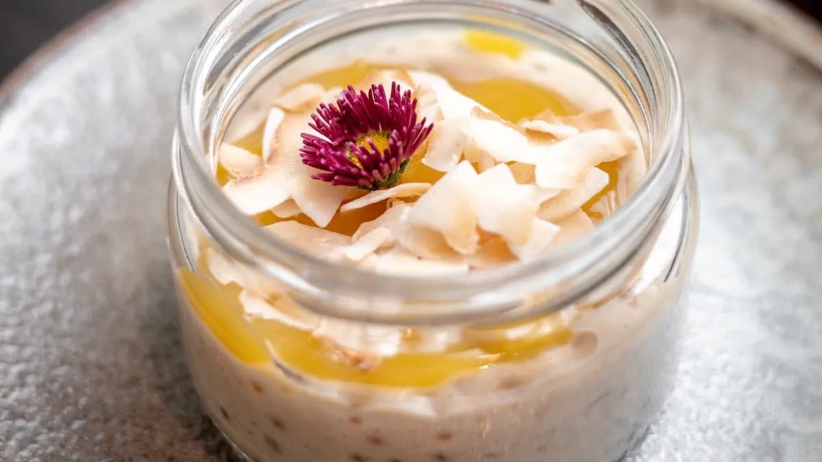 Kókuszos tápiókapuding mangóval és ananásszal