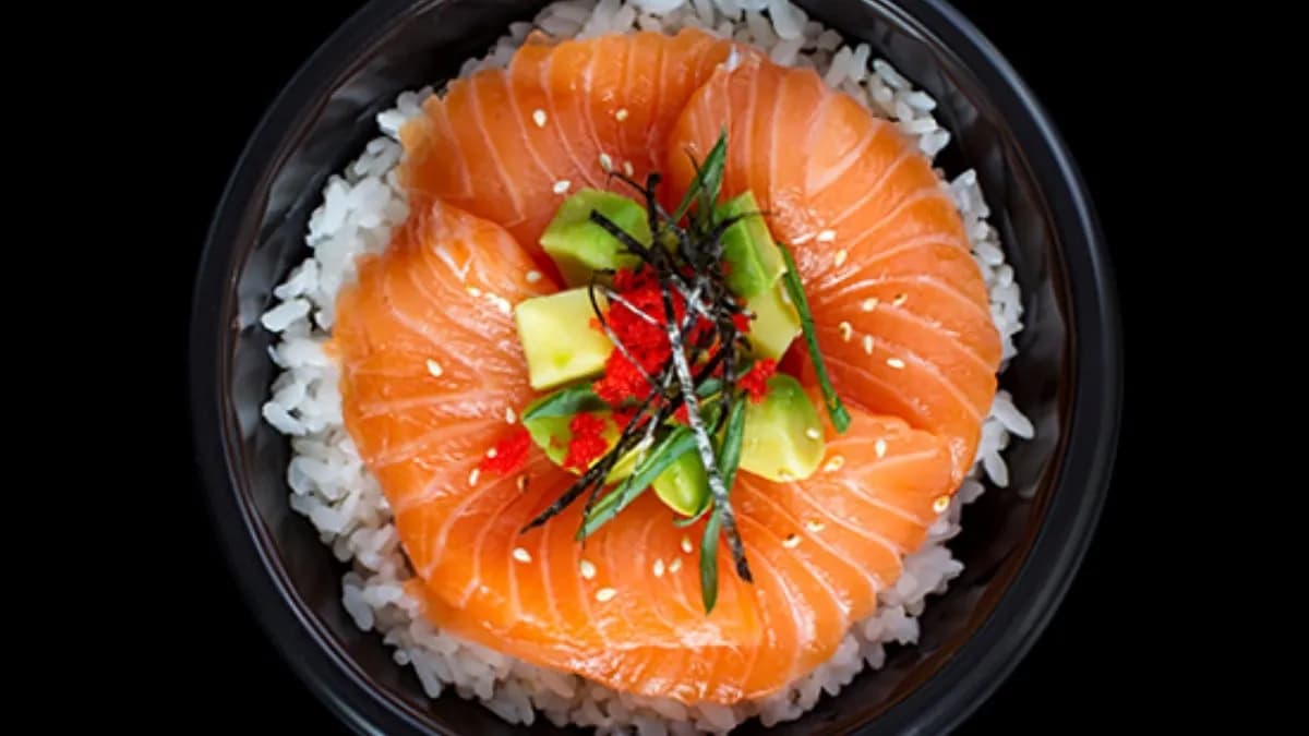 49. Lazac sashimi Don