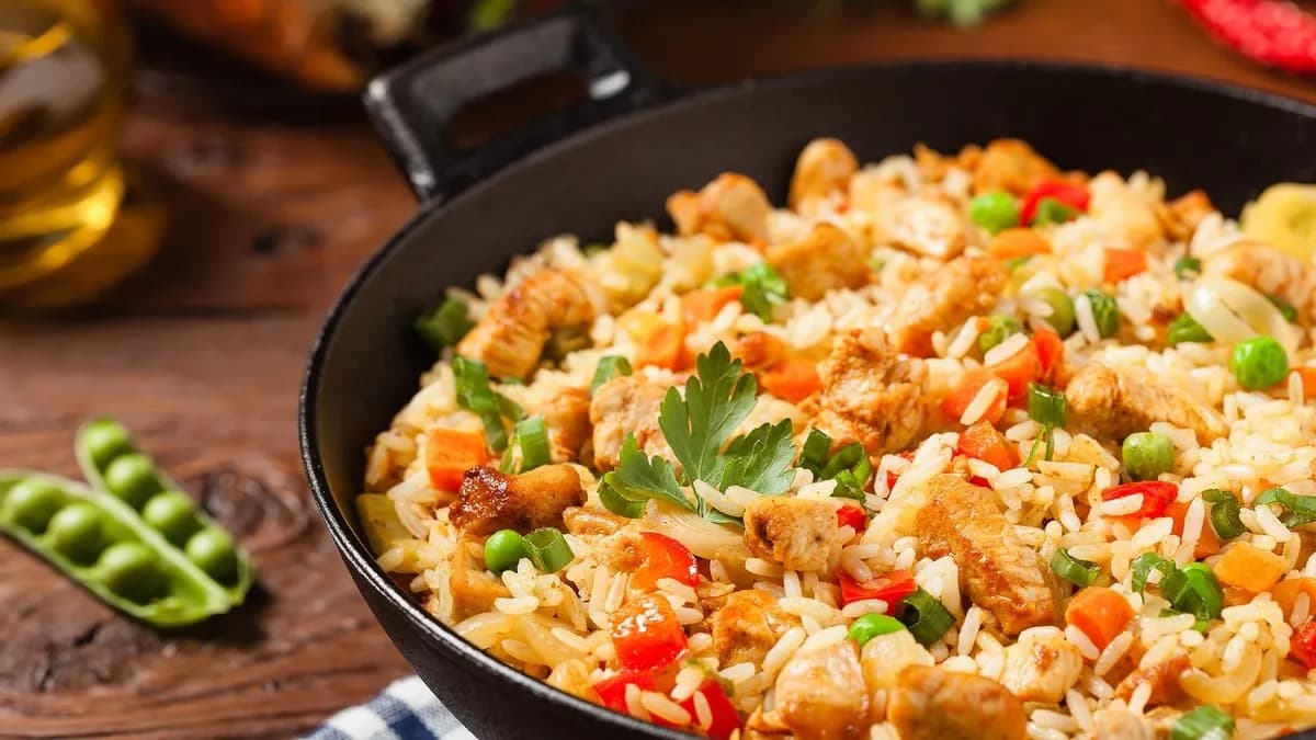 41. Pirított rizs csirkehússal