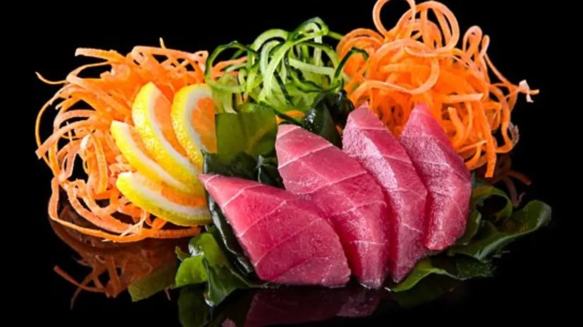 4 db Vöröstonhal sashimi