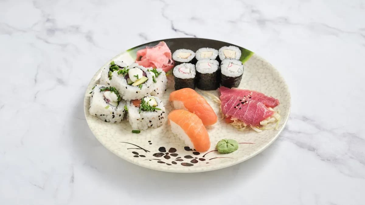 Vegyes sushi válogatás
