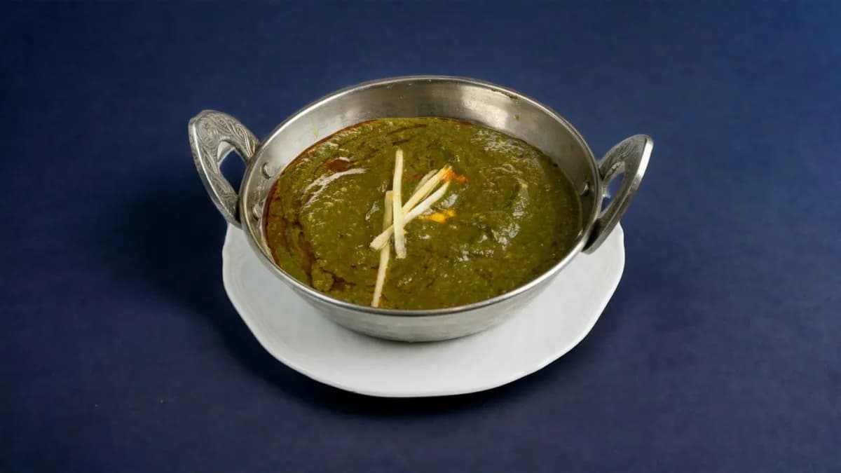 61. Chicken Saagwala fűszerezésben)