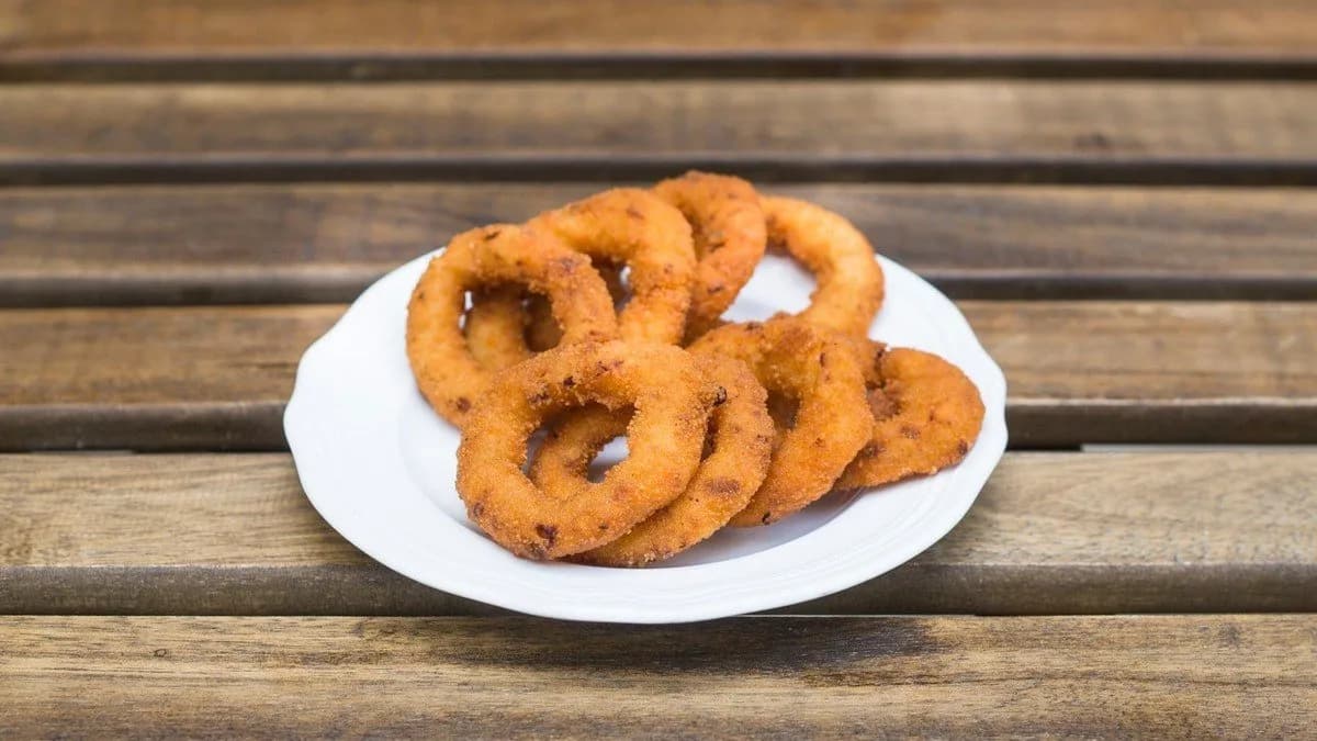 Rántott hagymakarikák (8db)